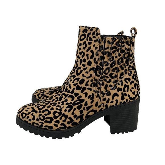 Qupid Cheetah Ankle Boots Bootie Animal Print Size 8 Black Tan Chunky Block Heel - Picture 2 of 13